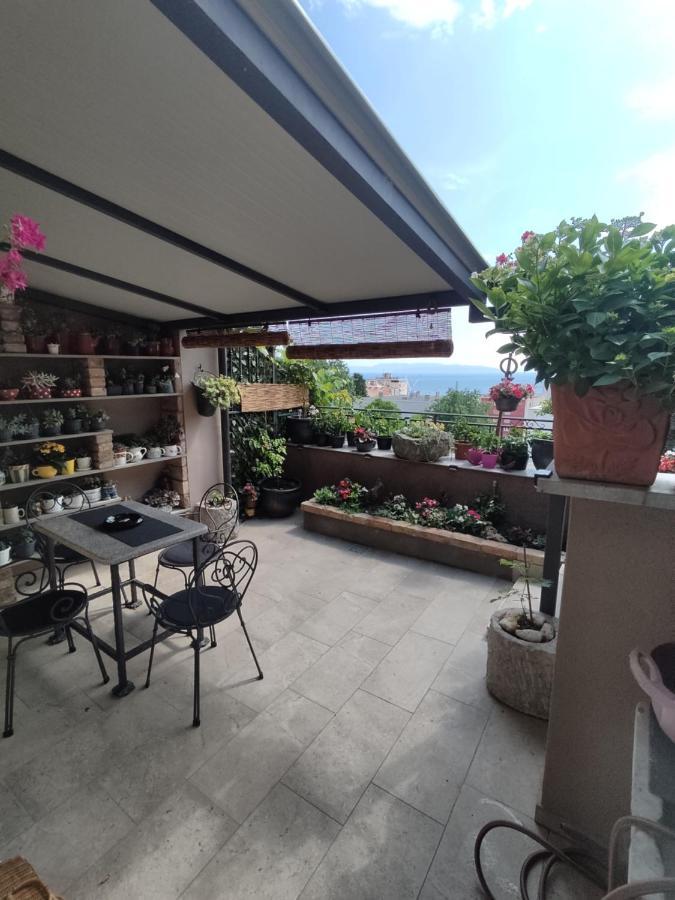 Apartman Bella Vista Rijekaアパートメント エクステリア 写真